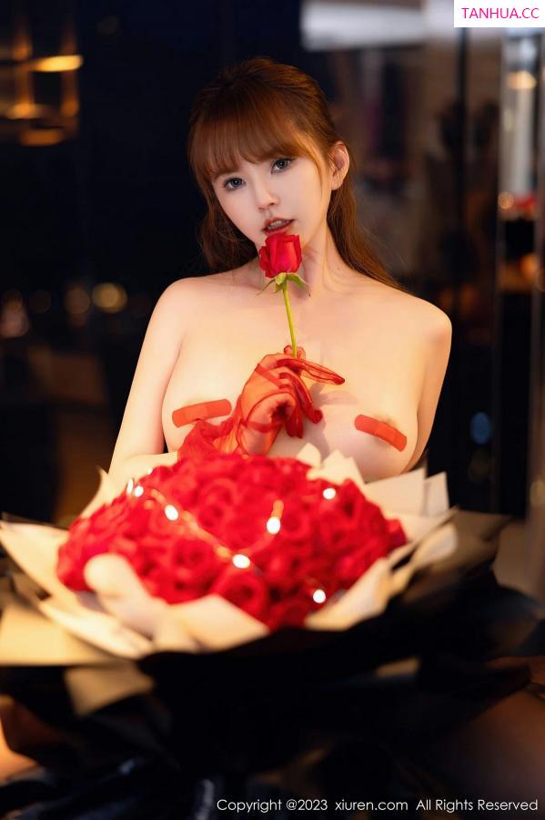 张思允  [XiuRen]高清写真图 2023.06.27 No.6981 张思允Nice 丝袜美臀第28张图片